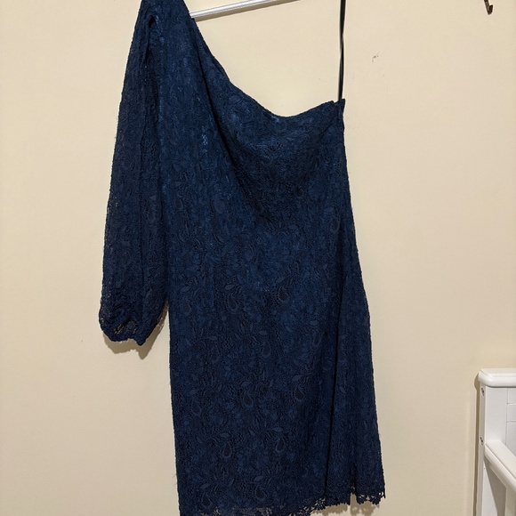 Laundry by Shelli Segal One Shoulder Lace Dress - Picture 1 of 3